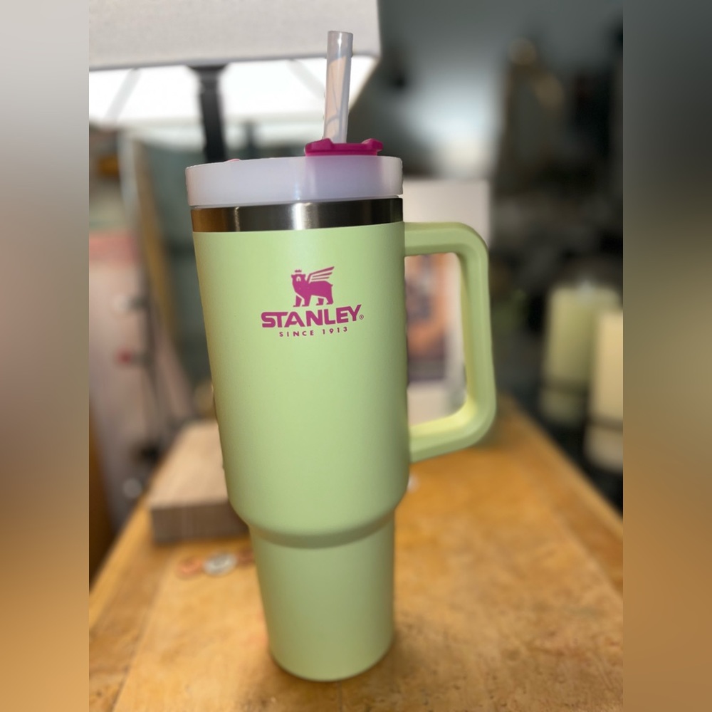 Stanley 40oz Tumbler - Brand NEW, never been used. Straw tag is on - Citron Pink